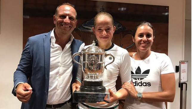 Ostapenko bijusī trenere: "Manā paspārnē bija neticama tenisiste"