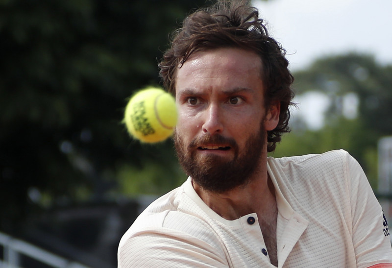 Gulbis netiek pāri pirmajai kārtai "Challenger" turnīrā Čehijā