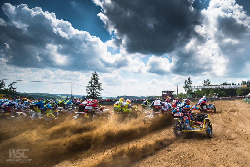 Pasaules blakusvāģu motokrosa elite atgriežas Cēsīs