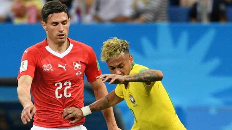 Brazīlija iesit skaistus vārtus, bet pie uzvaras pār Šveici netiek