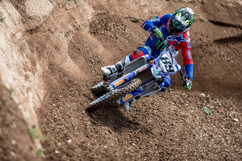 Van Horebīks zaudē vietu "Yamaha" MXGP komandā