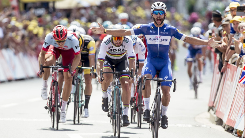 Kolumbietis Gavirija uzvar "Tour de France" ievadā, Skujiņš debitē ar 66. vietu