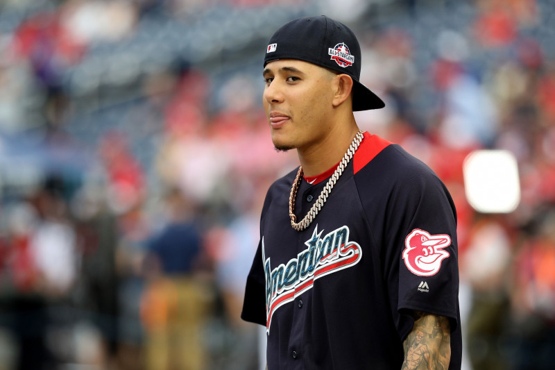 "Orioles" beidzot aizmaina Mačado