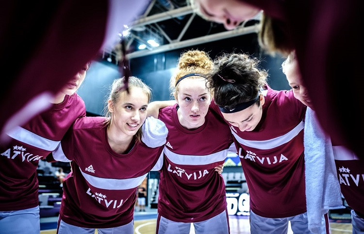 Tikšanās ar kauslīgo ķenguru: Latvija pret pasaules čempioni Austrāliju