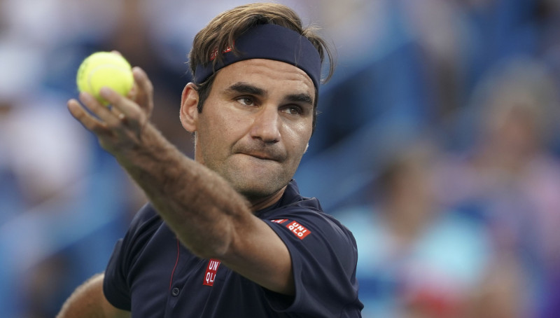 Federers uzvar pirmajā mačā pēc 37. dzimšanas dienas