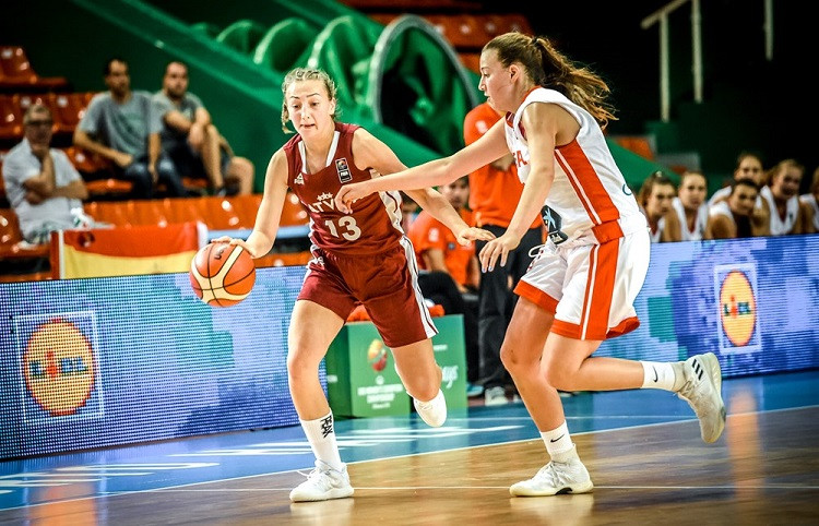 Oranžā diena Kauņā: U16 meitenēm pēdējā apakšgrupas spēle pret Nīderlandi