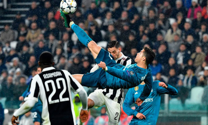 Ronaldu meistarstiķis atzīts par UEFA sezonas labāko vārtu guvumu
