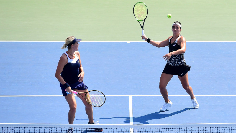 Sevastova un Pavļučenkova gūst septīto uzvaru trīs turnīros