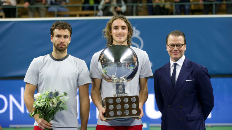 Gulbis nespēj apdraudēt Cicipu un pirmoreiz zaudē ATP finālā