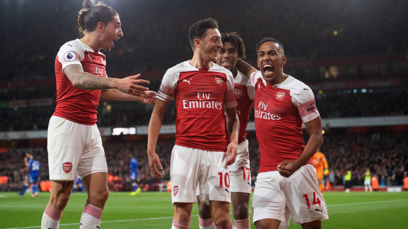 "Arsenal" dosies uz saulaino Neapoli, gaidāms Spānijas komandu duelis