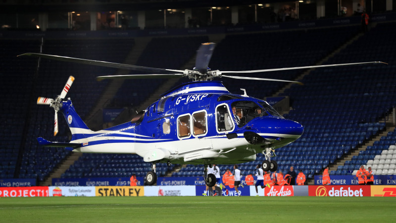 Tūdaļ pēc pacelšanās pie stadiona avarē "Leicester City" īpašnieka helikopters