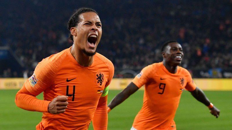 Nīderlande apbrīnojami atspēlējas pret Vāciju un izrauj uzvaru grupā