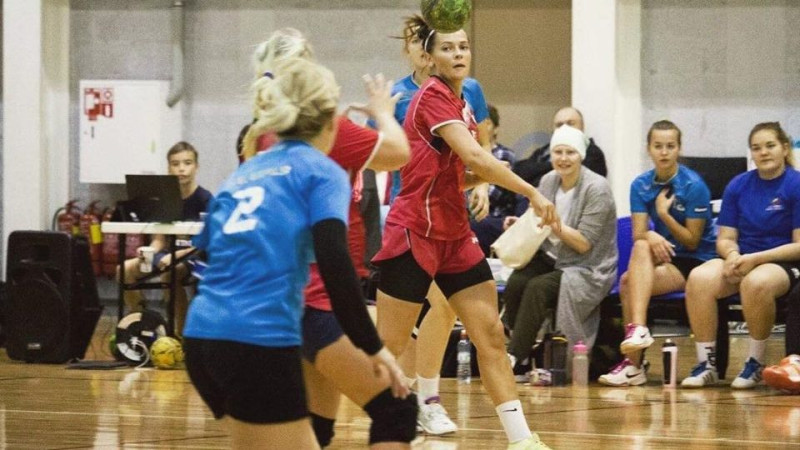 Salaspils pieveic LSPA sieviešu handbola līderu spēlē