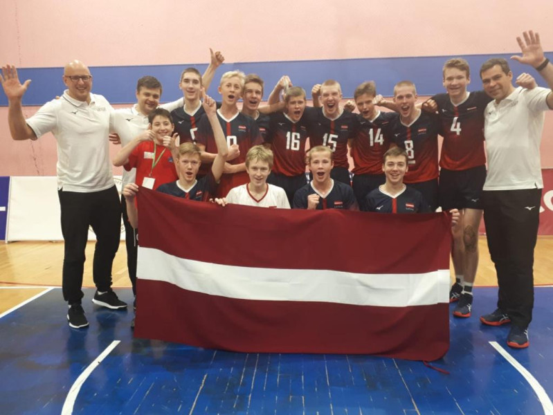 EEVZA čempionātu ar uzvaru pār Igauniju beidz Latvijas U-15 izlases volejbolisti