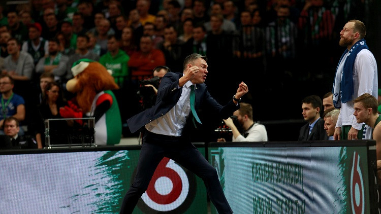 "Žalgiris" izrauj uzvaru Stambulā, Peineram un Bertānam zaudējumi pēdējā minūtē