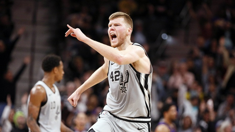 Dāvis Bertāns pirmais tālmetienu precizitātē NBA, Dairis – trešais Eirolīgā