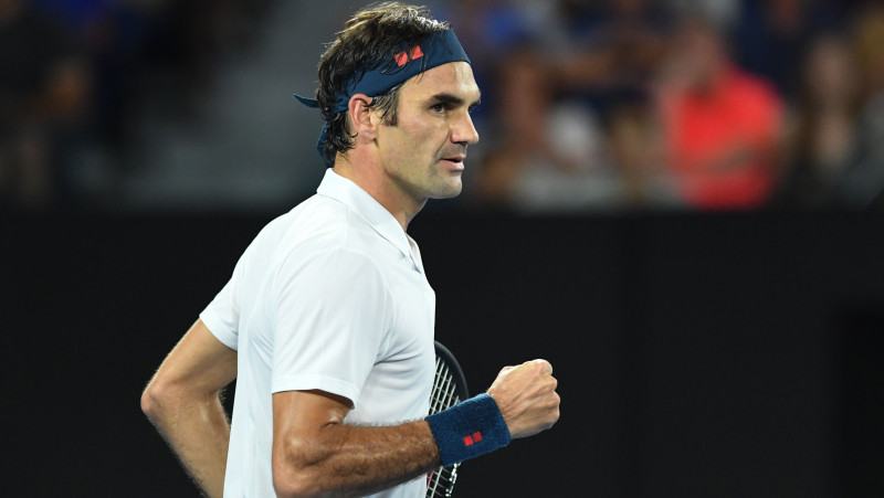 Federers un Nadals skolo jaunos, Verdasko ar mačbumbām zaudē Čiličam