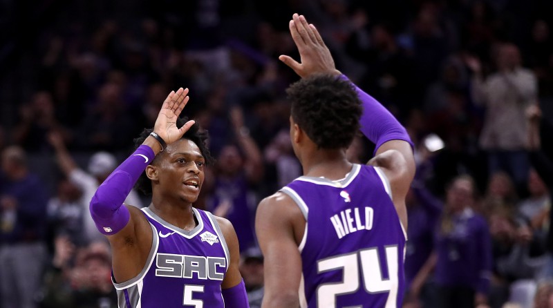 Kurucs un "Nets" agrajā spēlē uzņems zibensātro Sakramento "Kings"