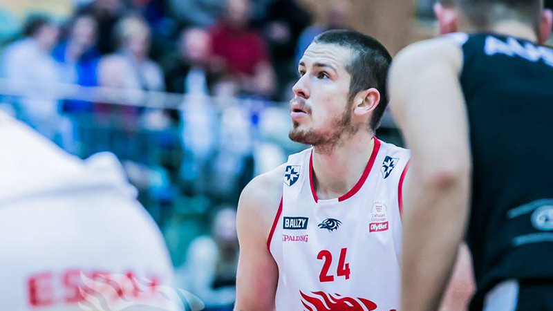 "Liepāja" saspringtā galotnē izlaiž vadību un zaudē Raplā