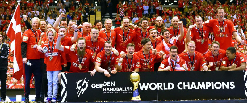 Handbola dzimtene Dānija - tagad arī pasaules čempione