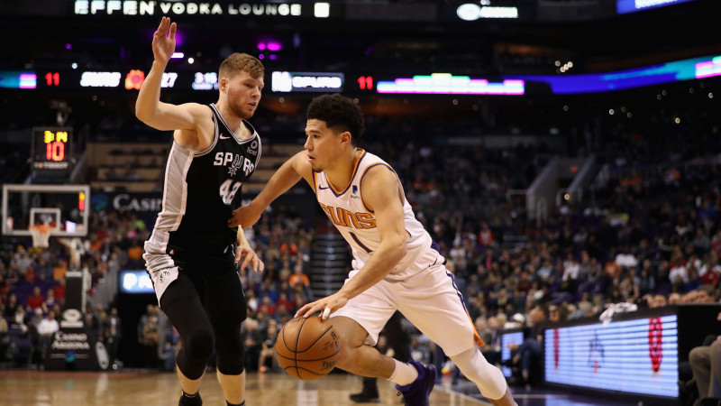 Bertāns un ''Spurs'' uzņems konferences pastarīti, Kurucam un ''Nets'' cīņa pret ''Bulls''