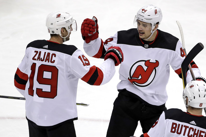 Zeidžekam 1+3, "Devils" iemet sešas ripas pingvīnu vārtos
