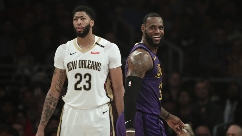"Lakers" īpašniece: "Mediji nepareizi ziņoja par mūsu centieniem iemainīt Deivisu"