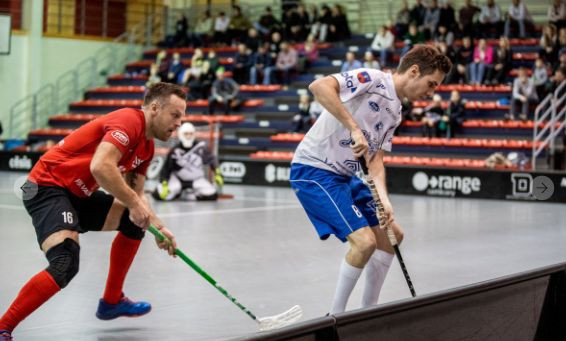 Elvi florbola līgā noslēgsies regulārais turnīrs