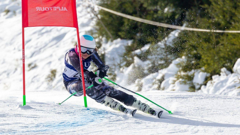 Kalnu slēpotāja Ģērmane pieaugušo konkurencē debitē ar trešo vietu slalomā