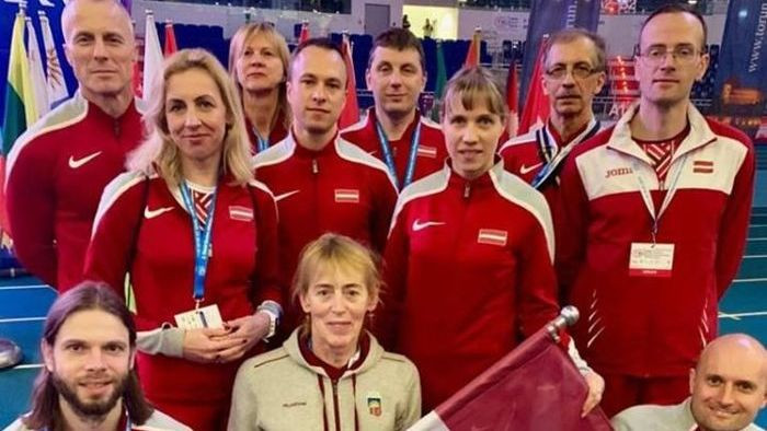 Latvijas vecmeistariem 11 zelta medaļas pasaules čempionātā telpās