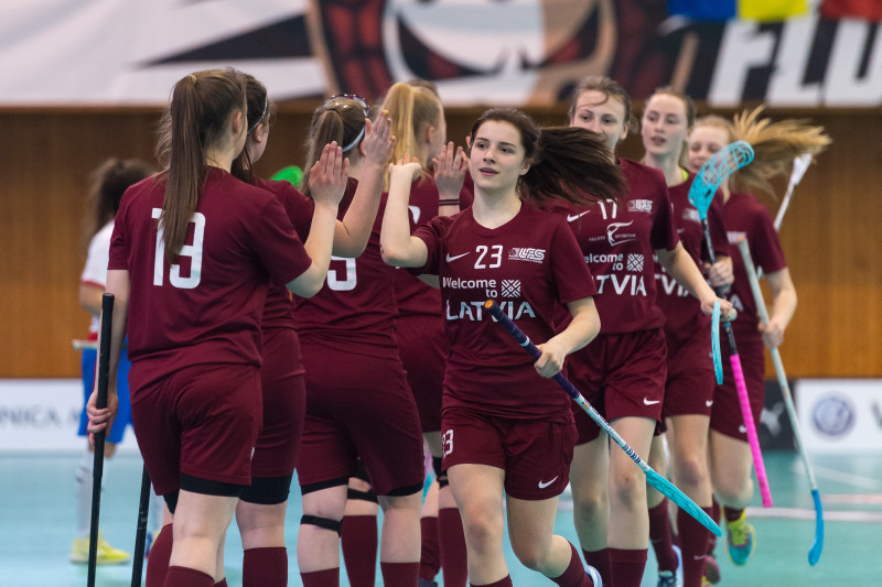Latvietes pret šveicietēm – par pirmo uzvaru turnīrā