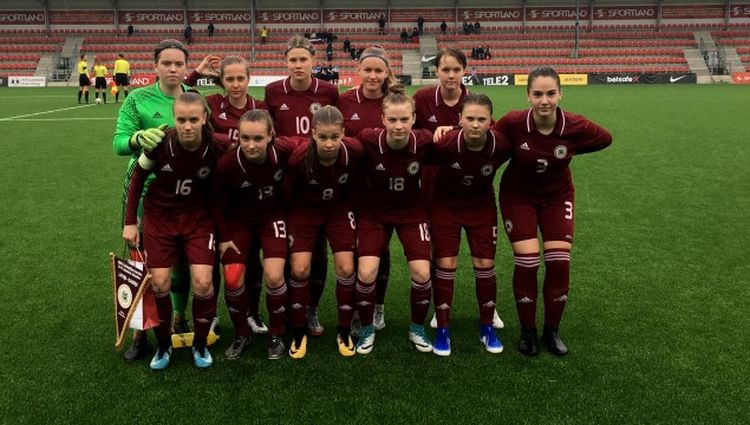 Latvijas U-17 futbolistes UEFA Attīstības turnīru Tallinā noslēdz ar zaudējumu Igaunijai