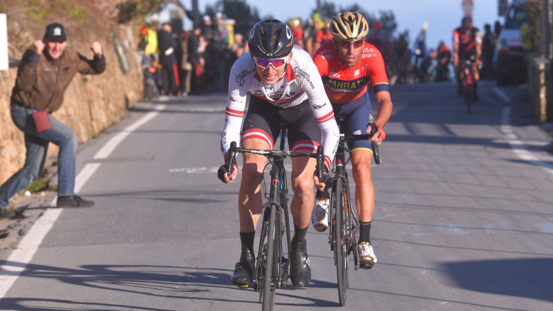 Aktīvais Neilands demonstrē jaudīgu sniegumu un izcīna piekto vietu "Giro d'Italia"