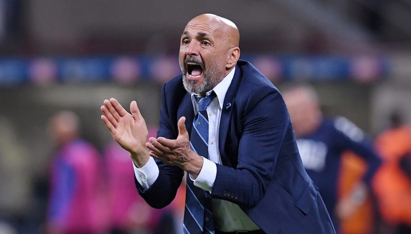 "Inter" atbrīvo galveno treneri Spaleti, vietā plāno iecelt Konti