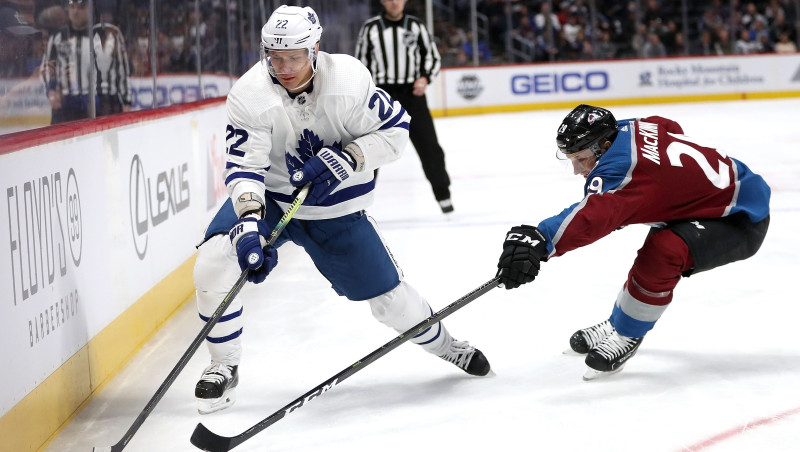 Krievu aizsargs Zaicevs pieprasa aizmainīšanu no "Maple Leafs"