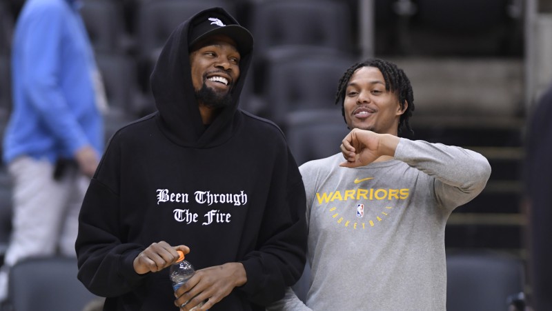 Durants nespēlēs arī šonakt, "Warriors" rīcībā atgriezīsies Tompsons