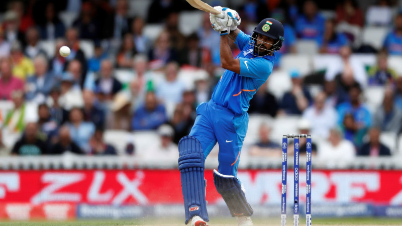 Indijas kriketisti turpina pārliecinoši un pārspēj Austrāliju