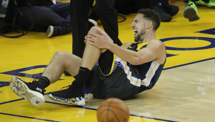 "Warriors" traumu traģēdija: Tompsonam krustenisko saišu plīsums