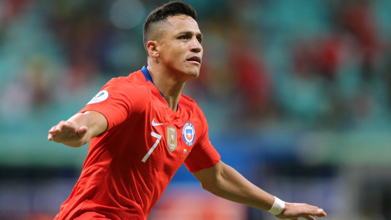 Čīle salauž Ekvadoras pretestību un iekļūst "Copa America" ceturtdaļfinālā