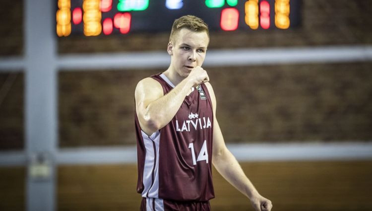 Latvijas U19 izlasei pamatīga sakāve Pasaules kausa otrajā spēlē