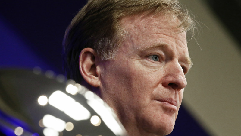 NFL sadala 8.78 miljardus un apsver pagarināt regulāro sezonu