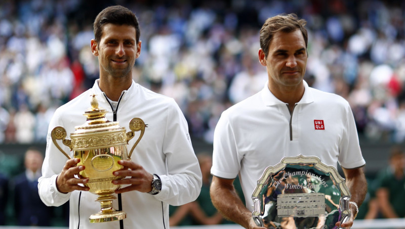 Federers neizmanto divas mačbumbas, Džokovičs iegūst piekto Vimbldonas titulu