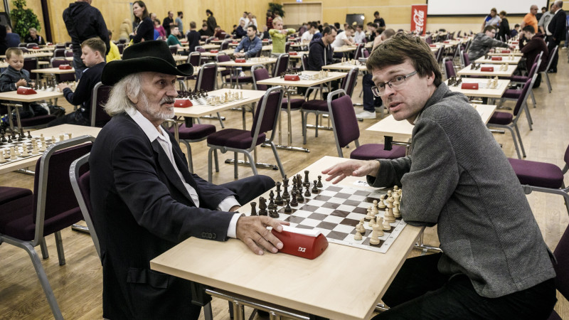 Krievs Fedosejevs uzvar Tāla piemiņas turnīrā ātrajā šahā