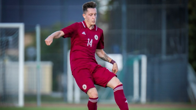 U21 futbola izlase viesosies pie Serbijas, tiešraide Sportacentrs.com TV