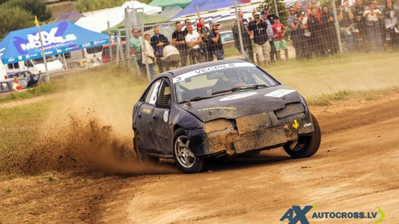 Brenguļu autotrasē norisināsies čempionu autokross