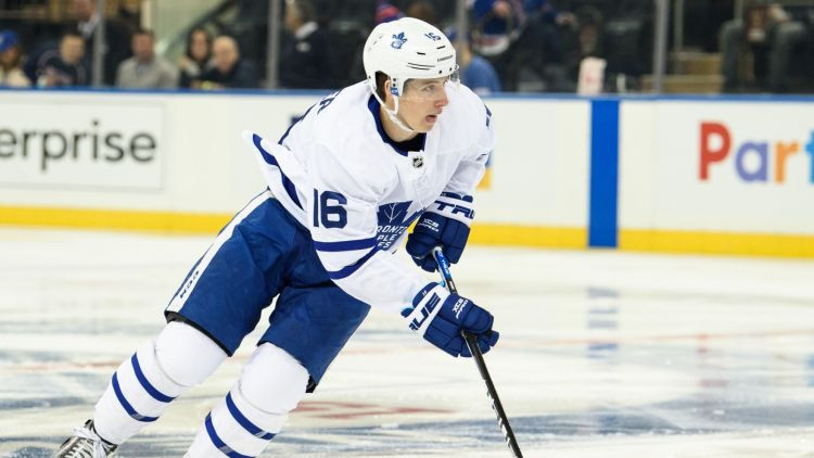 Mārners un "Maple Leafs" joprojām nespēj vienoties, "Bruins" pagarina līgumu ar treneri