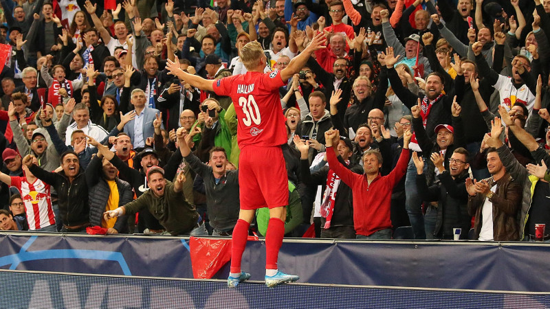 Čempione "Liverpool" sāk ar zaudējumu, norvēģu talants iesit "hat-trick"