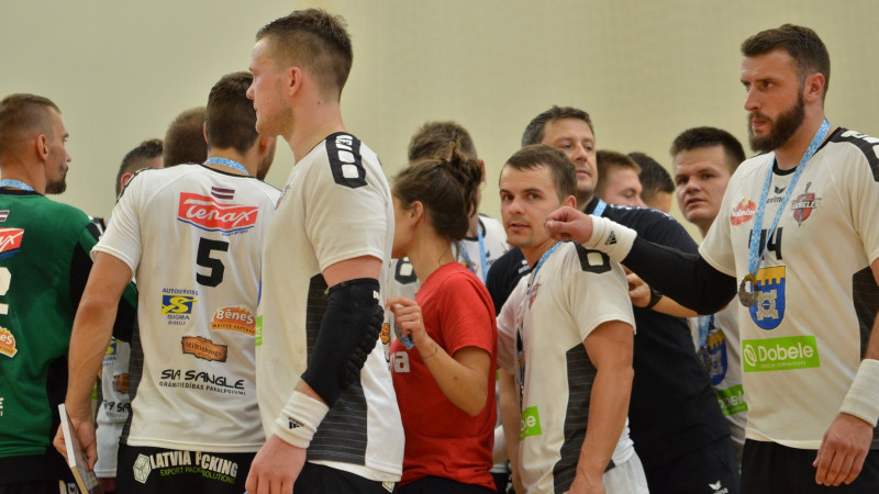 Latvijas čempione "Tenax" Virslīgas sezonu iesāk ar graujošu uzvaru