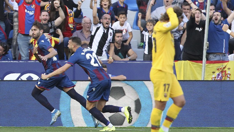 "Levante" 10 minūtēs salauž "Barcelona", kurai pārtrūkst septiņu uzvaru sērija