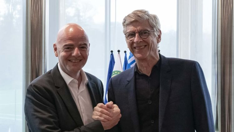 FIFA vēlas Pasaules kausu rīkot ik pēc diviem gadiem, UEFA un Dienvidamerika iebilst